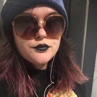 mrs_the_monarch's profile picture. I movies. I draw. https://t.co/KqRlFUmDW9… #ThirtyDaysofTom #JustJeffJanuary