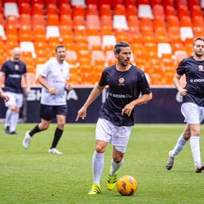 NRocheC's profile picture. Valencianista 🦇 - Freight Forwarder ✈️🚢🚚 - Runner 🏃🏻‍♂️ l 5K 19:09 l 10K 40:13 l 21K 1:29:08