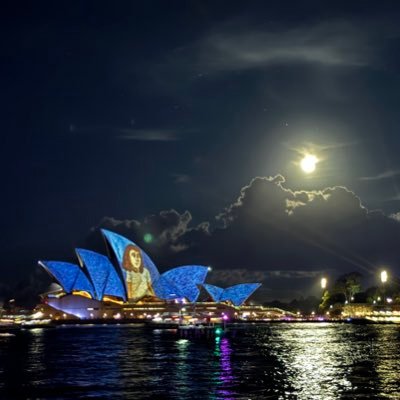 LyxLiu's profile picture. 加密&AI。第一性原理思考者。