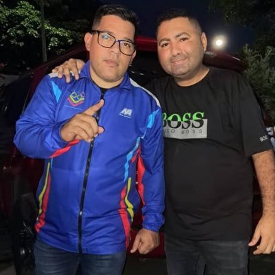 Militante del @PartidoPSUV/ Presidente de @ferremateriales