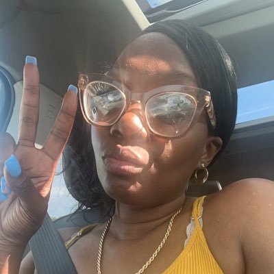 Mama_DooWop's profile picture. randomization.