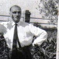 fawzysalah24727's profile picture. مواطن مصرى لاب وام مصريان وجد وجدو مصريا ن حاربت مع 3 من اخوتى حري 73 واستشهد احدنا واسر الاخر وبع 50 سنه من وفاة والدى تم تغيير جنسيته من مصرى الى تونسى لتسهيل