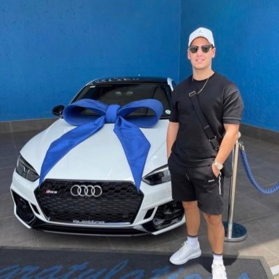 KennySmith31984's profile picture. 💻 Day Trader | Mentor and educator 👨‍🏫 | Real Estate 🏡 Dm me now to get started