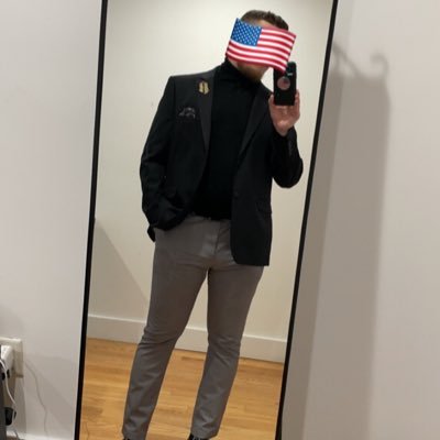 🇺🇸 #ChristisKing #DeusVult ✝️ #StarTrek ranter\fan boying. #SpaceX #SuitX #LGM #GrimaceEra #NewYorkForever #GoIrish #Giants100 #GoPackGo #EDM #Housemusic