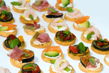 A place for journos and liggers to rate and review canapes served at various events thoughout the land - now on Twitter!