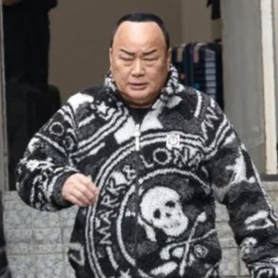 AX95FdyHtnKCjor's profile picture. 