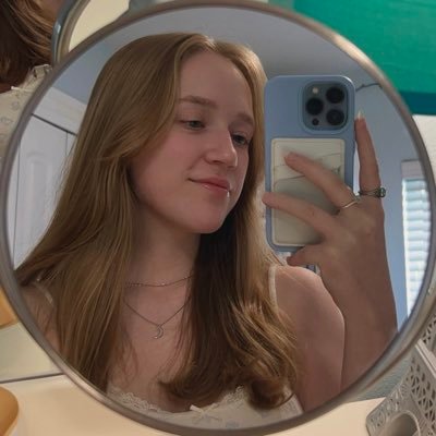taybrinaluv's profile picture. eras tour 4/22/23, paramore 7/6/23, 5sos show 8/18/23, GUTS tour 3/2/24, Spinnin tour 5/26/24
