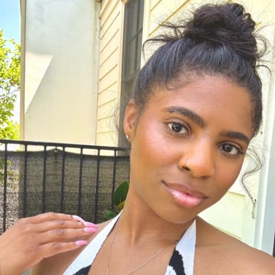 STL | IG: lannahiman | š lannahiman@gmail.com