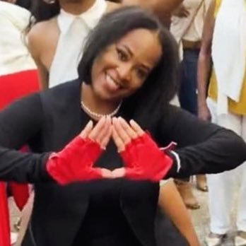 It's all about me!!! #FSUAlumni #LoveToLaugh #NoleGirl #DeltaGirl