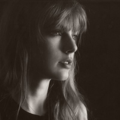 cruelinnocent's profile picture. free palestine.