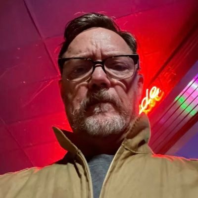 sprjngbonnie's profile picture. 