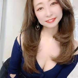 ドキドキする瞬間をシェア中 大胆なセクシー女子です 一緒にドキドキする体験を 一緒にファッションとエ〇チを楽しもう #誘惑 #セクシー女子 連絡こちら⇒ https://t.co/sPdXEyKOUW