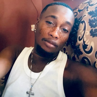 kezzybwoy's profile picture. Still learning life || Artist || Chelsea FC || Olamide Badoo .💯🎉