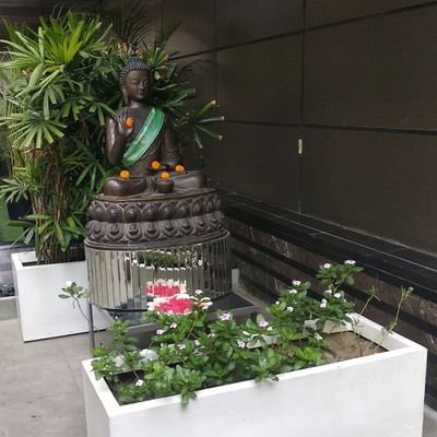 कर्मे इशु भजावा