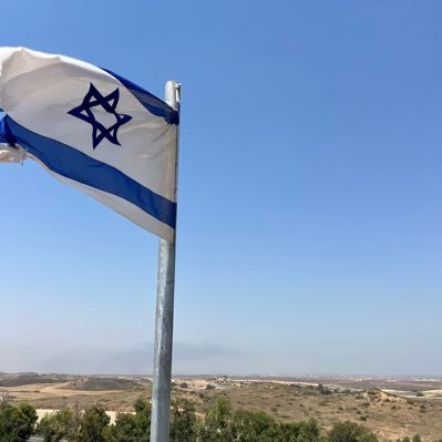 ianai06's profile picture. 