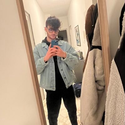 DarioEsposito23's profile picture. Web dev