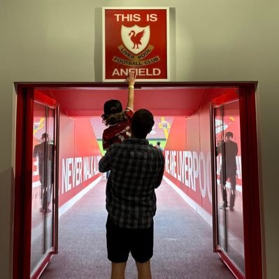 Very proud father and husband #teddywilmott #bonniewilmott @Robihinio ❤️ family is everything. Massive #LFC Fan