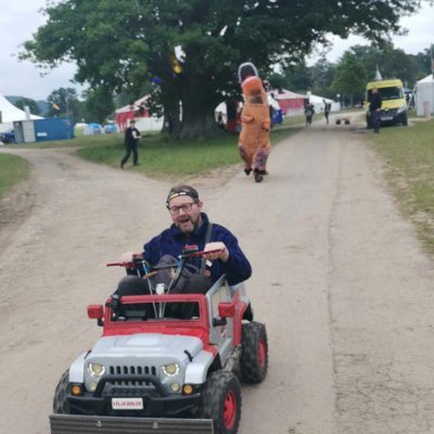 Onetime network admin, recreational technologist, @EEHackspace Trustee, LARPer, TTRPGer, lapsed motorcyclist and overenthusiastic volunteer