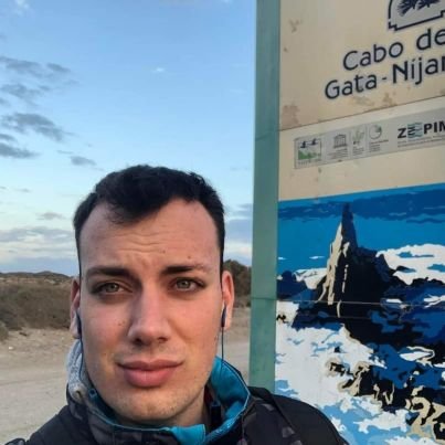 angelsiles_'s profile picture. Graduado en #BellasArtesUGR #MasterProfesoradosecundariaUAL #NEAE - Secretario de educación de @jsamalaga