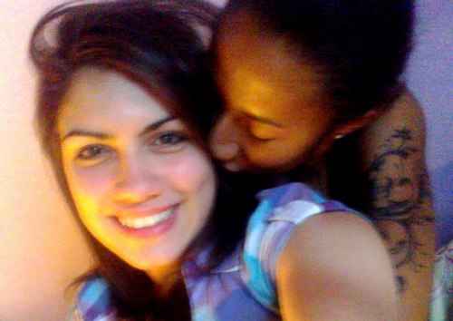 Só o amor é capaz de ser Essa felicidade na vida da gente ♪
Te Amo Camila Castro ♥ !