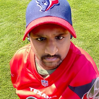 A loud mouth 40 something geek. Host of Texans 22 and Host of Political Bear Nation