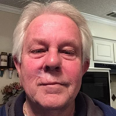 dannyRobinson33's profile picture. A passionate photographer documenting beautiful moments. I love capturing nature, architecture, and everyday life. Join me on my visual journey and discover📸