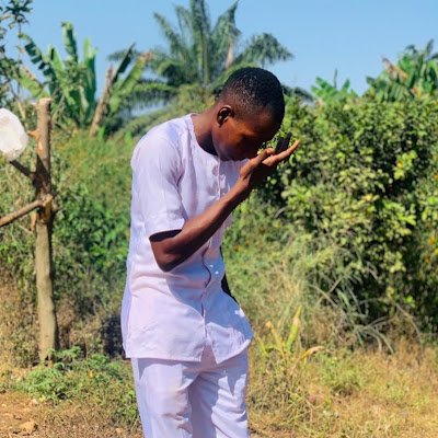 arugee001's profile picture. CS Student| web & app Enthusiast| Learning to acquire the digital world 🌍| Journey+ coding life