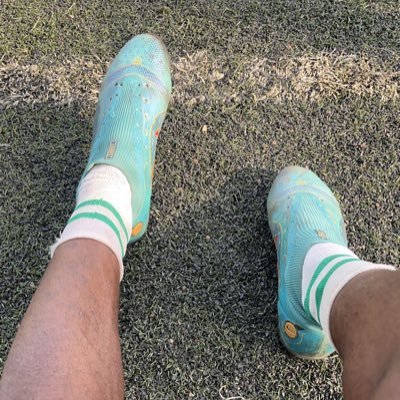 Carthy_999's profile picture. Allah First 🕋 فَيَكُونُ Madridista🤍dog father🐶 wing back ⚽️ 999🌎❤️