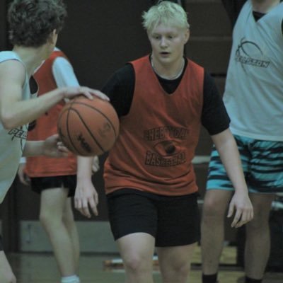 C/O 2026 | cheboygan hs | 5’10 205 |🏈 RB/FB🏀PG/SG|