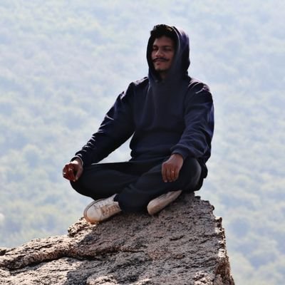 kirtimaan_abir's profile picture. बड़े लक्ष्य बलिदान मांगते हैं
गर्व से कहो हम हिन्दू है

।। सं गच्छध्वम् सं वदध्वम्।।