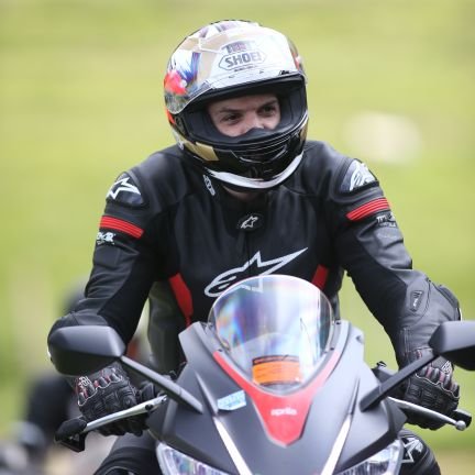Depressed middle-aged Dad. I like motorbikes and writing stories.