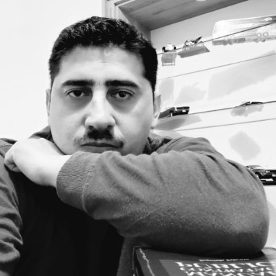 mauromp99's profile picture. Licenciado; Abogado; Diplomado en Gerencia de Hospitales Operaciones y Logística; Magister.