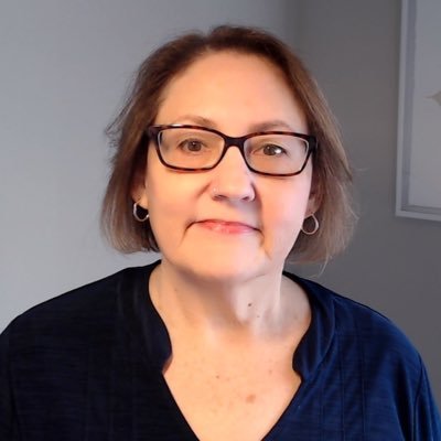 I work with virtual assistants and OBMs to uplevel their businesses.
