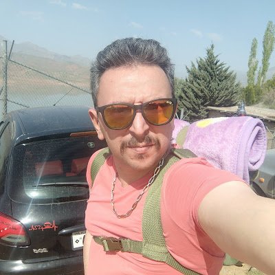 AmirMaximoos's profile picture. 