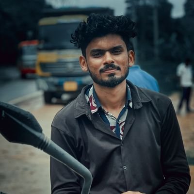 iamashif12's profile picture.