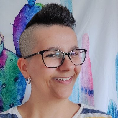 Technology/science/math teacher 🛠️👩💻⚗️👩🔬📐📏 | Card/Tabletop Game Lover 🃏🎴🀄🎲 | https://t.co/uQOBQgt6vU., B.Ed., Dip. Tech Ed. (she/her)