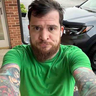 🍔Food Conissuer🍕 🙃Anime Conissuer🙃 👻Snapchat:kirbydreamlandx👻 🚗WRX🚘https://t.co/SR9PcsIjMB