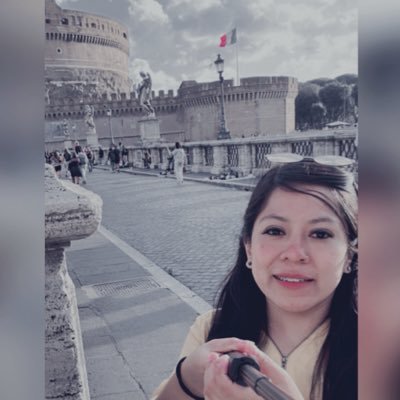 Nunca sabes en que momento tu vida cambia radicalmente y lo capaz que eres de afrontar un viaje inesperado, eso me enseñó Bilbo Bolsón...El hobbit.
