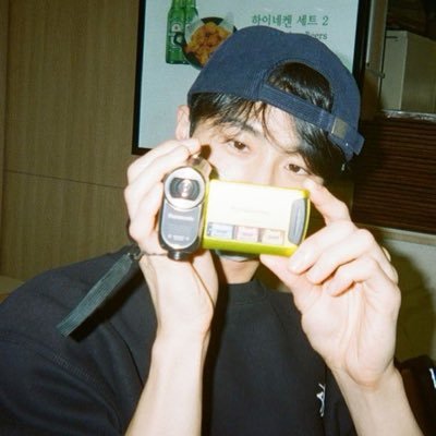 hannielovrs's profile picture. moacaratzenrose