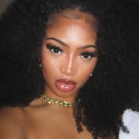 pradabae💋 (@adoreeangelica) 's Twitter Profile