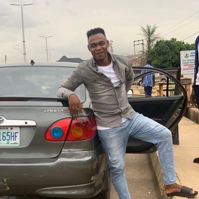 xyesu293784's profile picture. you horny fuck go look at my likes)