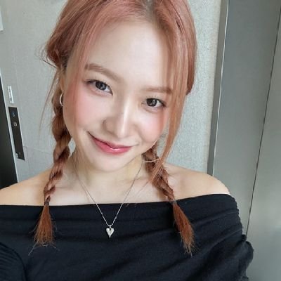 The reason I shine is that you are the sun that looks at me~ 🎶MADE IN YOU🎶| Exo-L🌒| Bunnyzen🐰| Reveluv💗💛💙💚💜 | Carat💎| Cuties G! 🐶
