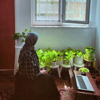 متاهل💍
مادر🧕زاده تابستان و ته تغاری فصل گرم ،سخت کوش و پر تلاش با اعتماد بنفس بالا،
انقلابی🇮🇷🇮🇷
گر خدا داری ز غم آزاد شو
از خیال بیش و کم آزاد شو