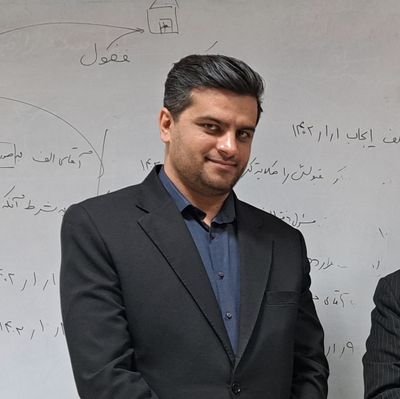متاهل/ارشد حقوق خصوصی /عاشق ایران/تحول خواه و مسالمت جو/ امیدوار به توسعه این خاک
