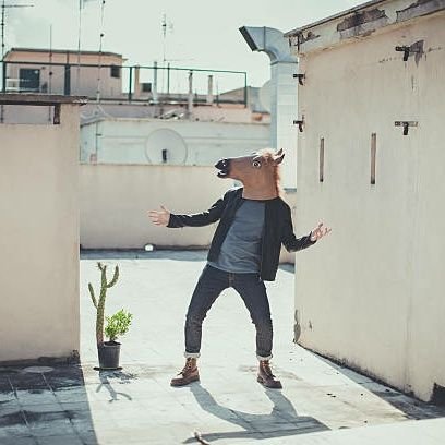 Alexanderaloor's profile picture. i love to help everyone 🥰🥰