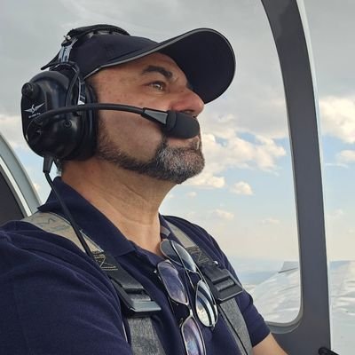 Ver, oir, y no callar. Autónomo, de los que tiran del carro. En lucha por la libertad. Tengo un diésel. Se unió en abril de 2011 @jazzel65