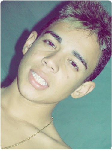 .:: Namorado da @DESSAHROX ♥ ,,         O mar cria ilusões, a onda as questões, o S U R F  as respostas