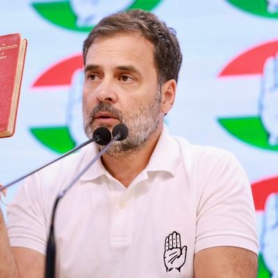 खुद को Compare मैंने किसी से नहीं किया!
अल्हम्दुलिल्लाह.. जैसा भी हूं बहुत बेहतरीन हूँ!!