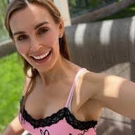 Alessandra20200's profile picture. Salut, bonjour à toi, je suis heureux de bien vous rencontrer, je suis nouveau sur internet et j'aimerais me faire de nouveaux amis pour cela, si possible, je d