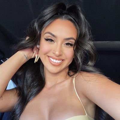 AGres13723's profile picture. Disponible pour des plans réels 🥰/ cam🖥️/nude.🧩 Tous mes plans sont payants 
NB: Pas de plaisantin en Inbox❌